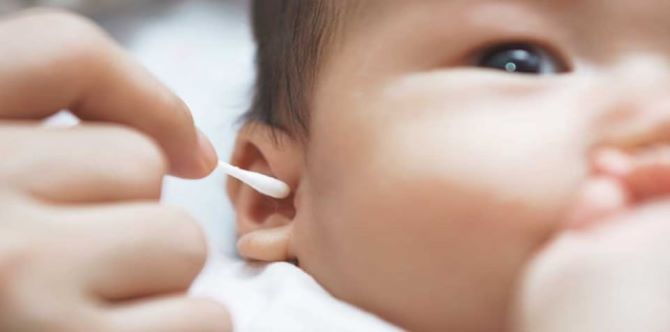 Awas Ibu Ayah, Jangan Sesuka Hati Cuci Telinga Bayi, Ada Caranya!