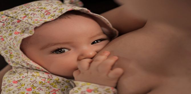 Bila Bayi Minum Susu Ibu: Bagaimana Nak Tahu Bayi Dapat Susu yang Cukup