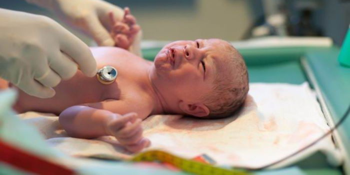 Lepas Bersalin, Jangan Lupa Tanya Skor APGAR Anak Pada Doktor! Penting Elak Komplikasi Lain