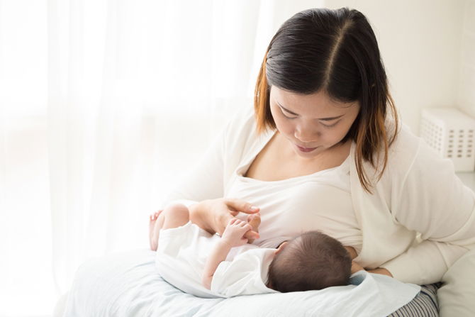 Risau Susu Badan Ibu Semakin Berkurangan? Ini Cara Mudah Untuk Tambah Kembali Susu