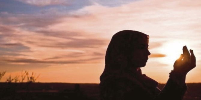 Terpaksa Guris Hati Ibu Bila Buat Keputusan Masuk Islam, Kini Wanita Ini Bersyukur Diberi Hidayah!