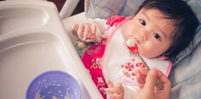 Jenis Makanan Yang Terbaik Untuk Bayi Agar Cepat Gemuk & Tambah Berat Badan