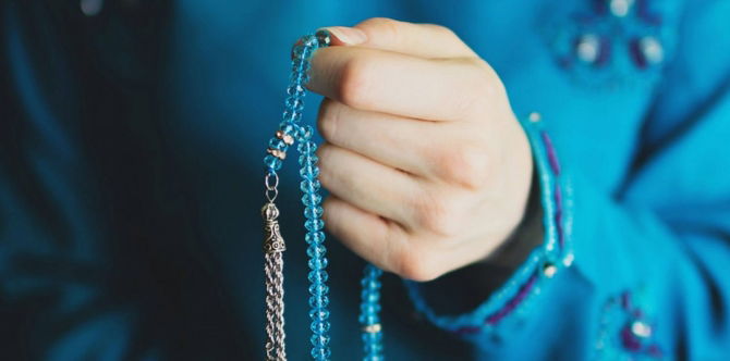 Datang Bulan Pada 10 Malam Terakhir Ramadan? Ini Amalan Ibadah Yang Anda Boleh Lakukan Untuk Memburu Malam Lailatul Qadar