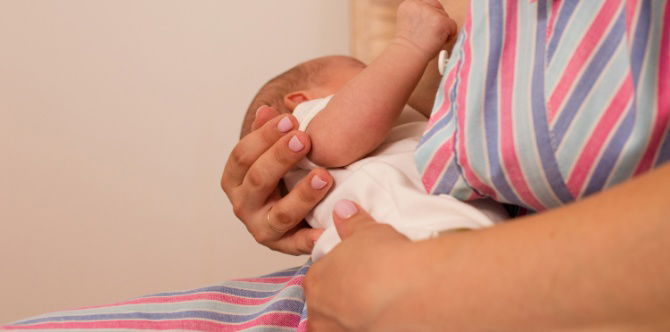 Teknik Lekapan Menyusu Bayi (Latching) Yang Betul, Elak Puting Melecet & Rasa Sakit