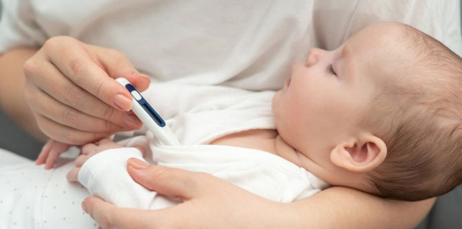 Roseola Infantum (Demam Panas Disertai Ruam): Apa Itu Roseola, Gejala Dan Rawatan