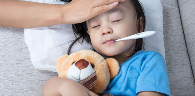 Sawan Demam (Febrile Convulsions): Apa Perlu Buat Jika Anak Kena Sawan, Rawatan & Kesan