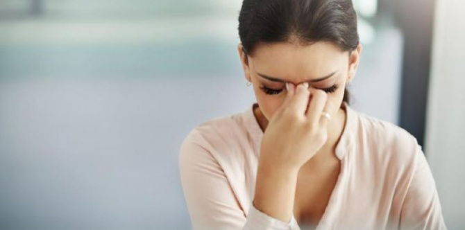 Tips Hilangkan Sakit Kepala: 21 Cara Melegakan Sakit Kepala Yang Berkesan Dalam 5 Minit