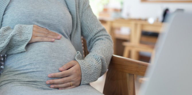 Jenis Makanan Yang Tidak Boleh Dimakan Ketika Hamil & Garis Panduan Pemakanan Yang Lengkap