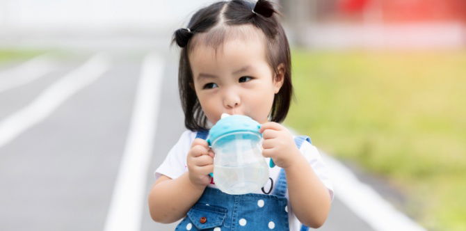 Adakah Susu Formula Masih Diperlukan Untuk Anak 1 Tahun Ke Atas? Ini Penjelasannya!