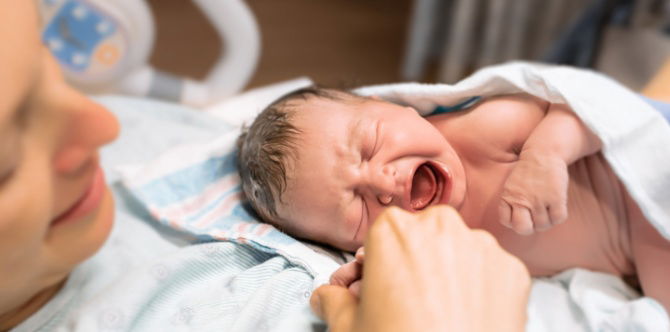 Bayi Lebih Sihat & Mudah Dijaga, Doktor Kongsi Kelebihan Bersalin Ketika Kandungan 39 & 40 Minggu (Full Term Pregnancy)