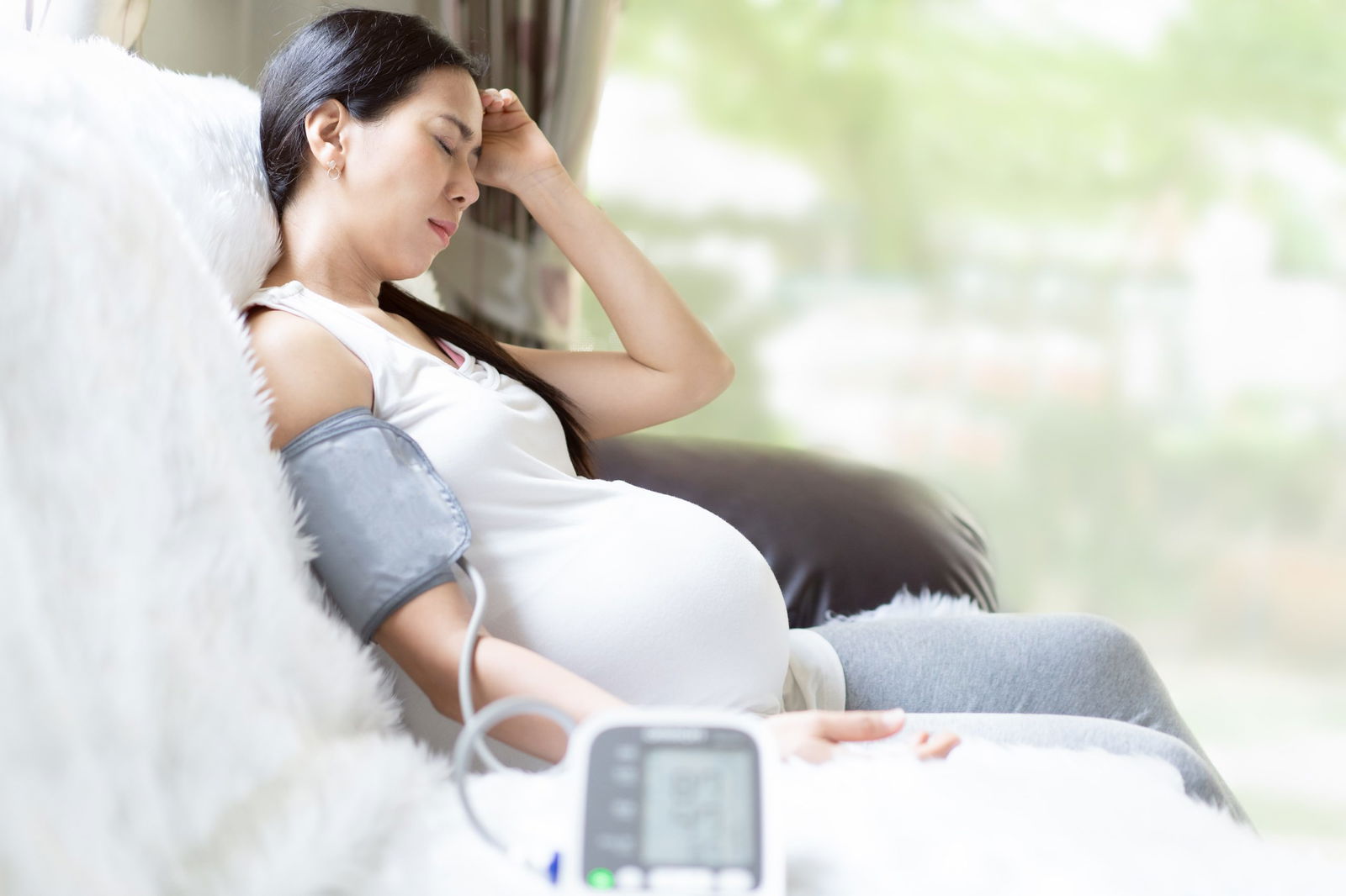 Alami Kehamilan Berisiko? Ketahui Bagaimana Pakar Neonatologi Boleh Bantu Anda