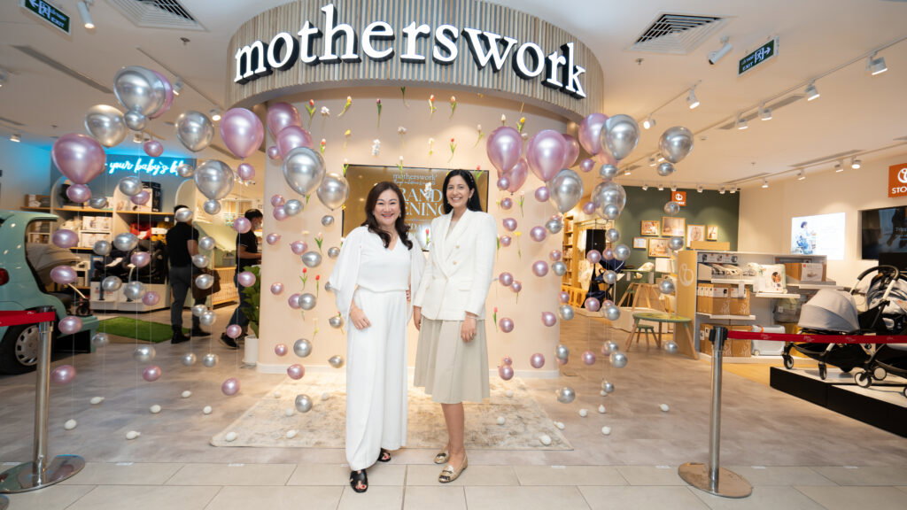 Roshni Mahtani Cheung and Sharon Phoong-Wong